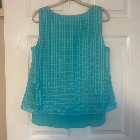 DANA BUCHMAN Women's Textured Print Sleeveless Blouse- Size L - Picture 2 of 11